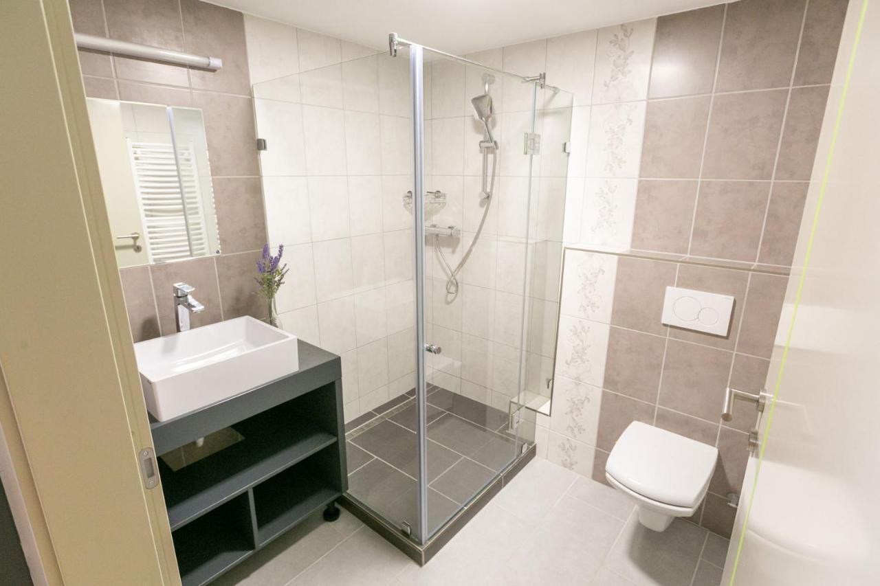 Hotel Barkoscinege Vendeghaz Geberjen Esterno foto